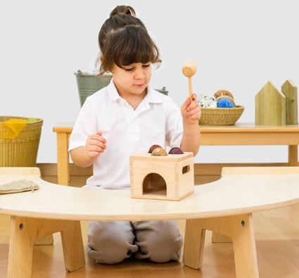 Cubo caja de clasificación encajar con martillo de madera